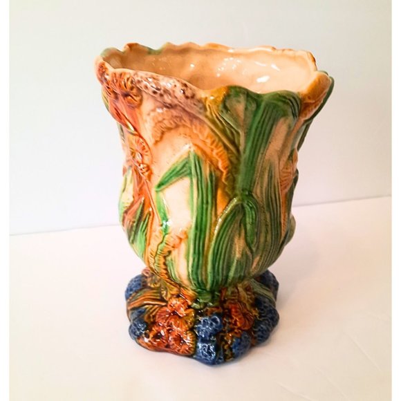 Art Nouveau-Style DRIP GLAZE VASE, Underwater Scene in Colorful Relief, 8" x 6" - Picture 4 of 11
